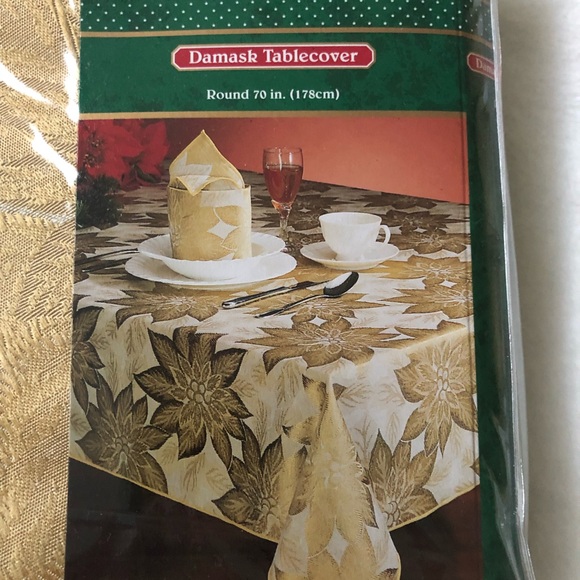 Trim A Home Damask Tablecover - Picture 2 of 4